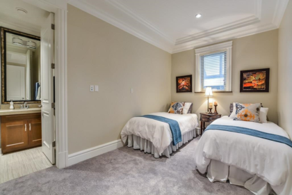 Guest Bathroom Photo of 10777 Springmont Drive, Richmond, BC