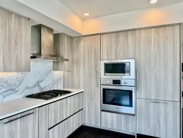 3304 9887 Whalley Boulevard, Surrey, BC, Surrey — Apartment/Condo for sale