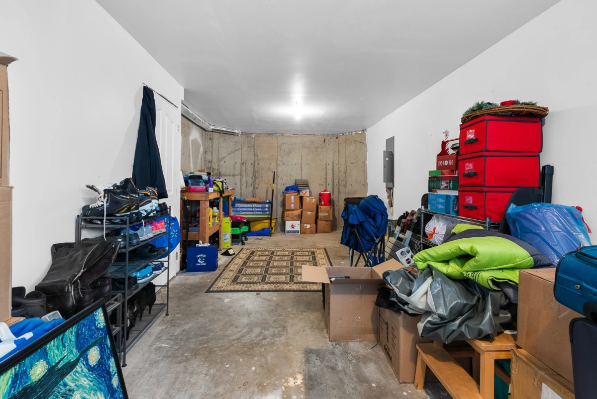 Hot Tub / Spa Photo of 33720 Grewall Crescent, Mission, BC