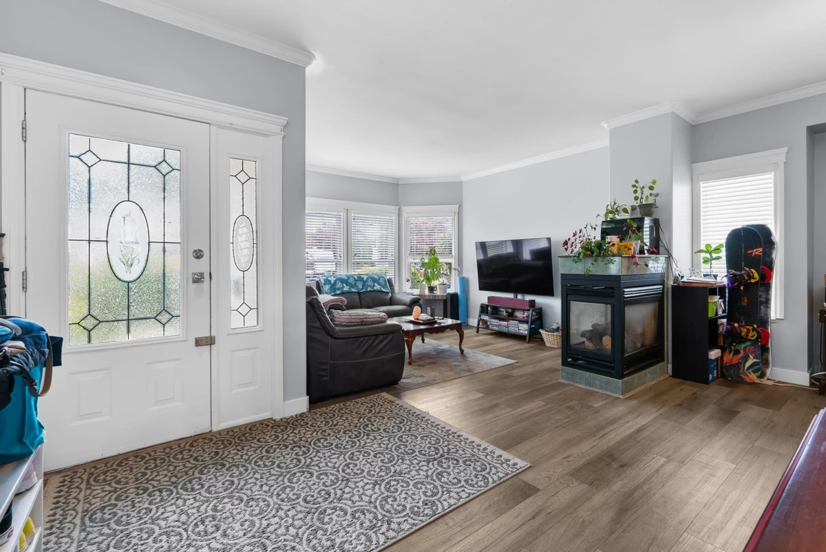 Kitchen Photo of 33720 Grewall Crescent, Mission, BC
