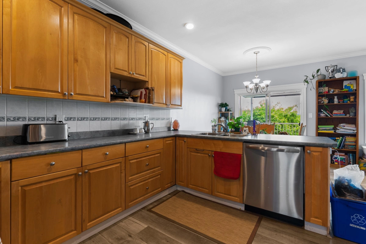 Primary Bathroom Photo of 33720 Grewall Crescent, Mission, BC