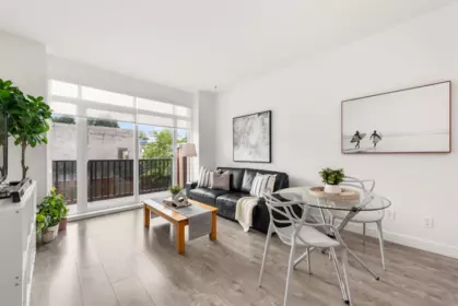 11 3868 Norfolk Street, Burnaby, BC, Burnaby — Townhouse for sale