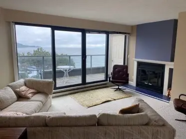 303 5477 Wharf Avenue, Sechelt, BC, Sechelt — Apartment/Condo for sale