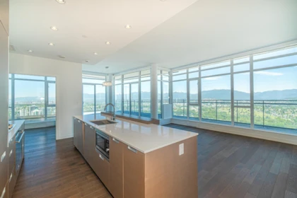 3802 4688 Kingsway, Burnaby, BC, Burnaby — Apartment/Condo for sale