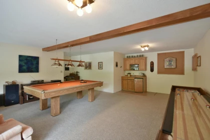 Hot Tub / Spa Photo of 13119 Narrows Road, Madeira Park, BC