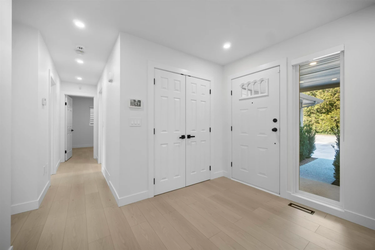 Dining Area Photo of 19 Arrow-Wood Place, Port Moody, BC
