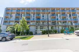 305 9888 University Crescent, Burnaby, BC