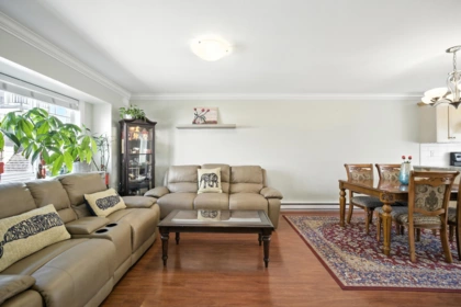 3 9800 Alberta Road, Richmond, BC, Richmond — Townhouse for sale
