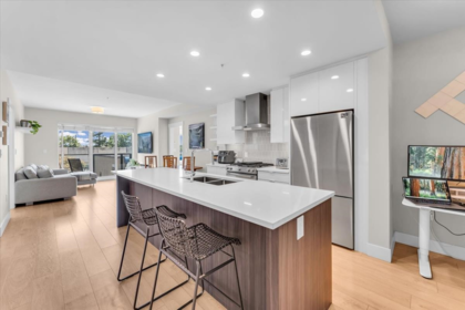 211 1496 Charlotte Road, North Vancouver, BC, North Vancouver — Apartment/Condo for sale