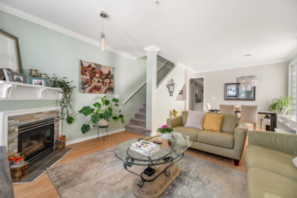 8577 Aquitania Place, Vancouver, BC, Vancouver — Townhouse for sale