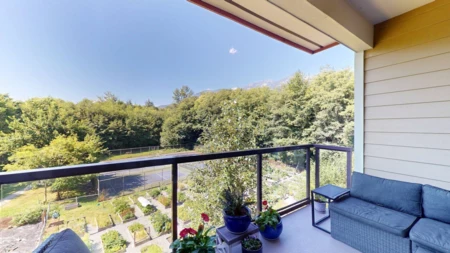 402 1150 Bailey Street, Squamish, BC, Squamish — Apartment/Condo for sale