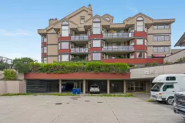 MLS R3029320