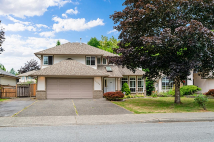 Mudroom Photo of 12655 228 Street, Maple Ridge, BC