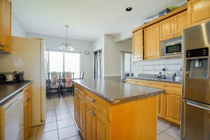 13091 68 Avenue, Surrey, BC, Surrey — Single Family Residence for sale