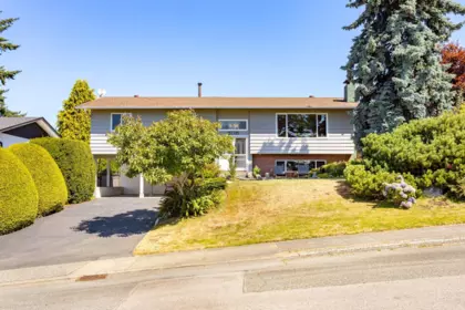 10631 Hermosa Drive, Delta, BC, Delta — Single Family Residence for sale