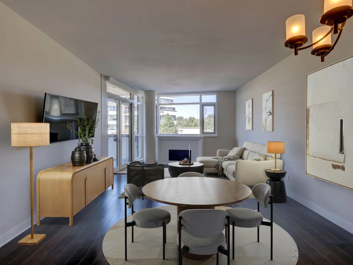 Living Room Photo of 306 5665 Teredo Street, Sechelt, BC