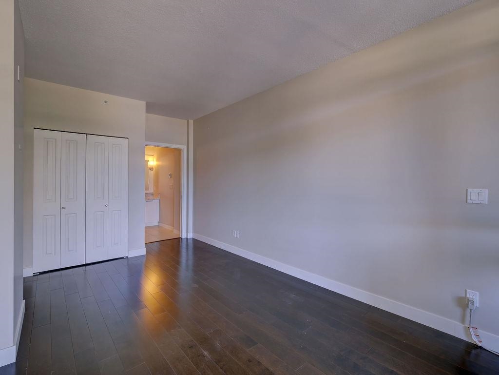 Mudroom Photo of 306 5665 Teredo Street, Sechelt, BC