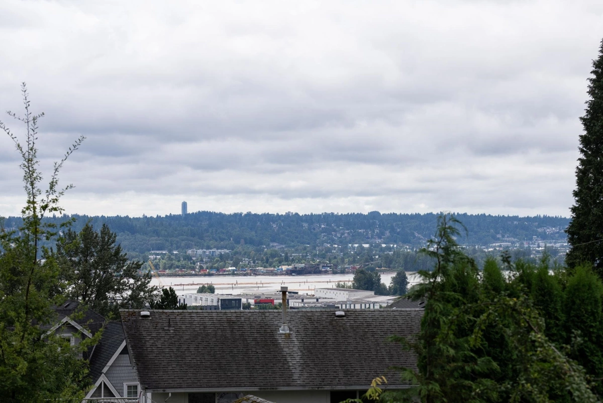 Laundry Room Photo of 1410 Dansey Avenue, Coquitlam, BC