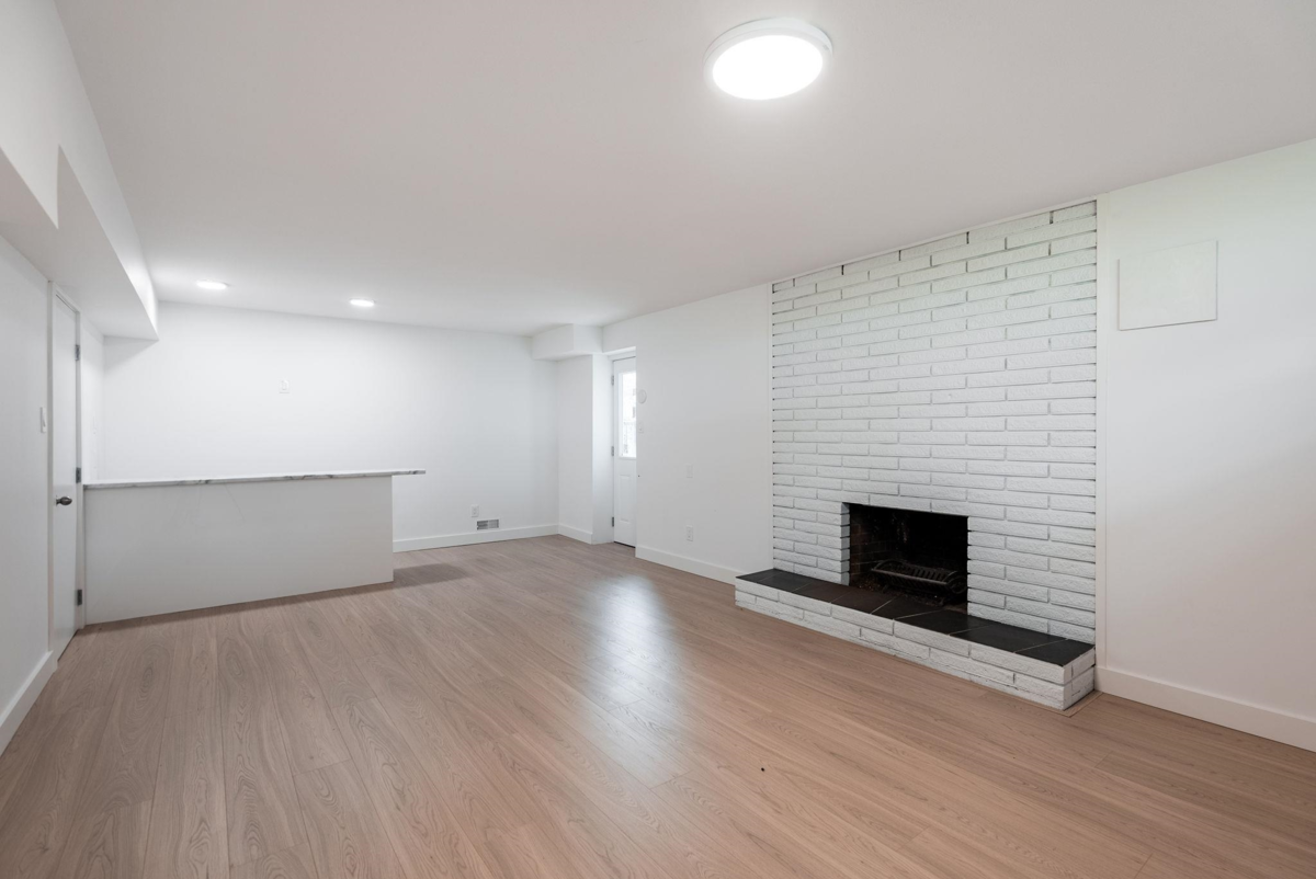 Swimming Pool Photo of 1410 Dansey Avenue, Coquitlam, BC