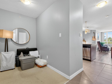 1405 4888 Brentwood Drive, Burnaby, BC, Burnaby — Apartment/Condo for sale