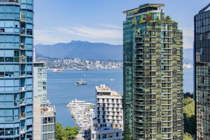 Office / Den Photo of 1601 1420 W Georgia Street, Vancouver, BC