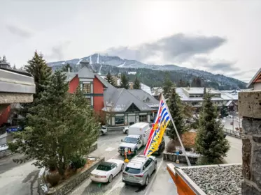 4417 4299 Blackcomb Way, Whistler, BC, Whistler — Apartment/Condo for sale