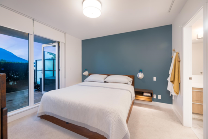 205 2780 Valley Centre Avenue, North Vancouver, BC, North Vancouver — Apartment/Condo for sale