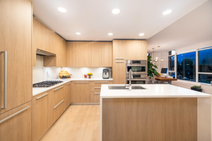 205 2780 Valley Centre Avenue, North Vancouver, BC, North Vancouver — Apartment/Condo for sale