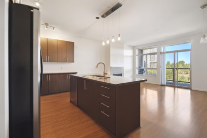 206 6233 London Road, Richmond, BC, Richmond — Apartment/Condo for sale