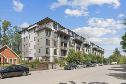 520 15351 101 Avenue, Surrey, BC, Surrey — Apartment/Condo for sale