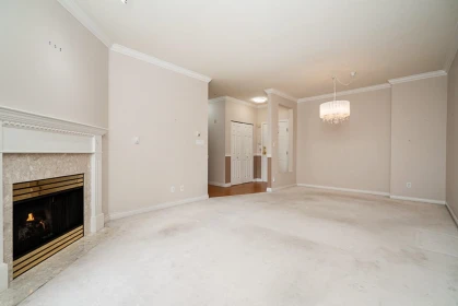 214 3098 Guildford Way, Coquitlam, BC, Coquitlam — Apartment/Condo for sale