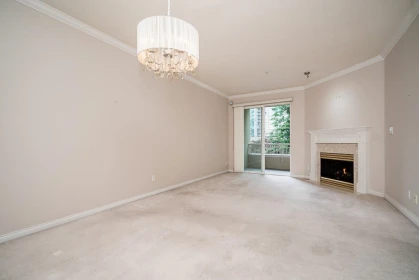 214 3098 Guildford Way, Coquitlam, BC, Coquitlam — Apartment/Condo for sale