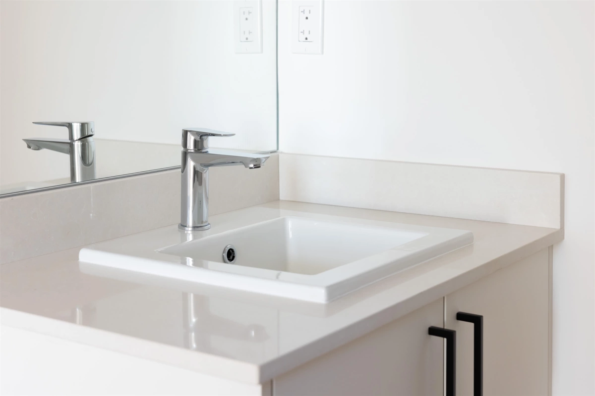 Entry Foyer Photo of 5790 Tillicum Bay Road, Sechelt, BC