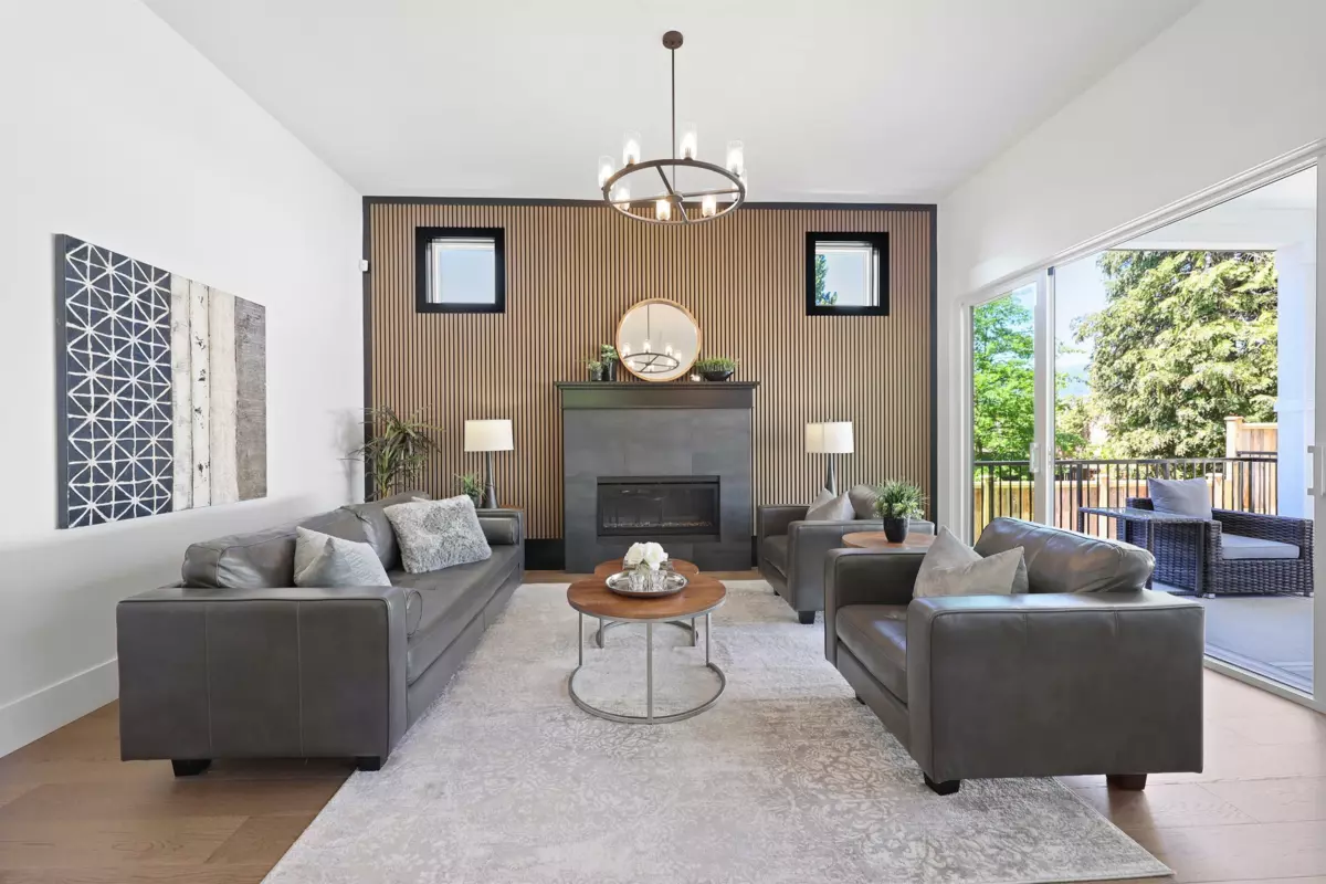 Primary Bedroom Photo of 338 W 24th Street, North Vancouver, BC