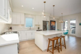 341 E 13th Street, North Vancouver, BC