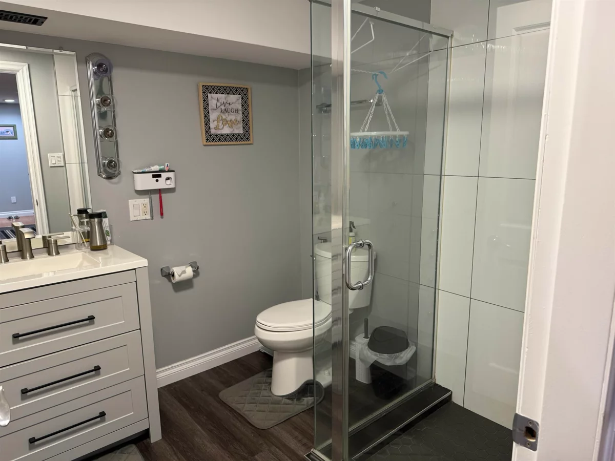 Garage Interior Photo of 35004 Laburnum Avenue, Abbotsford, BC