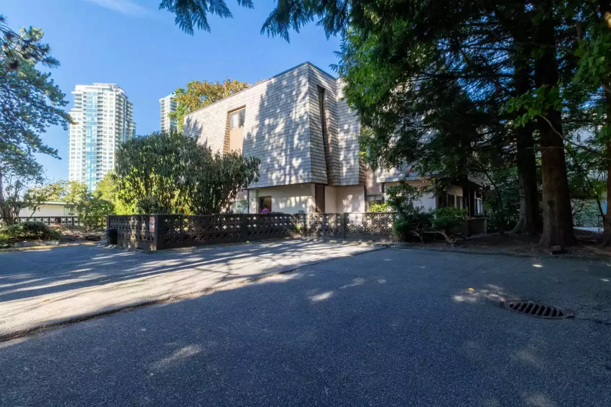 Guest Bathroom Photo of 106 7428 19th Avenue, Burnaby, BC