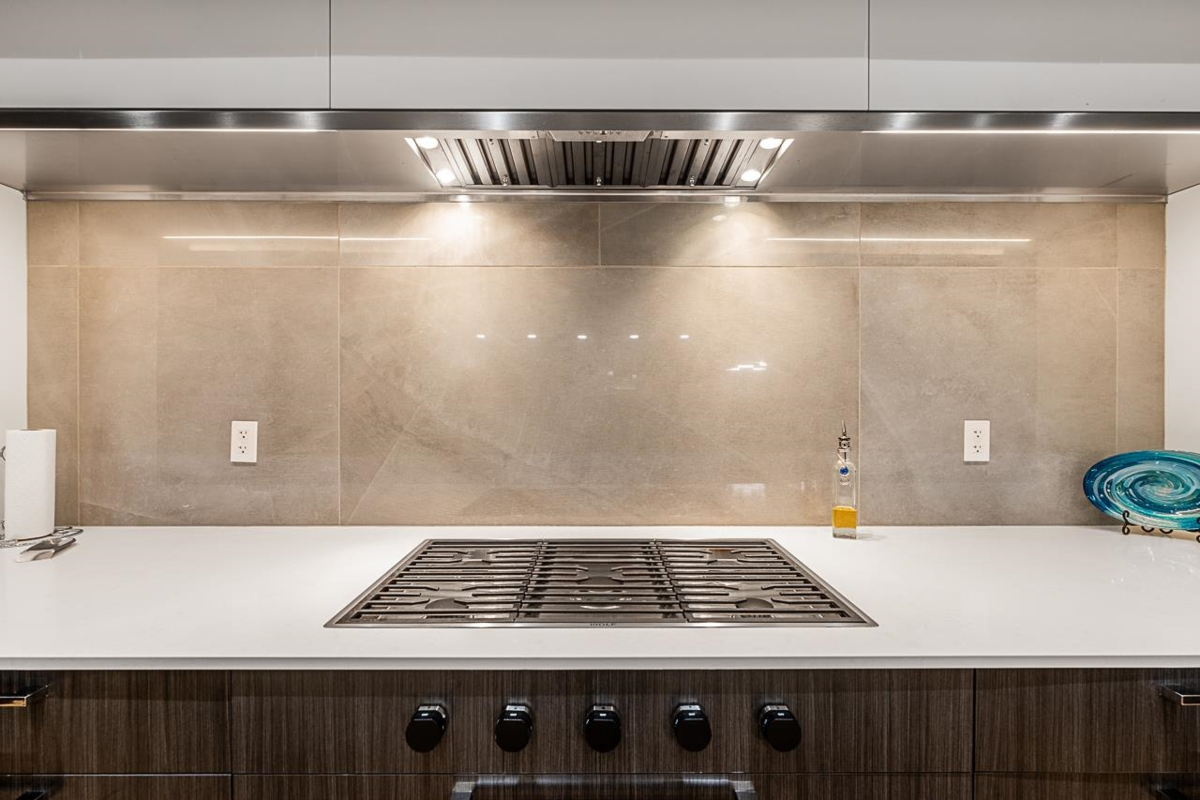 Breakfast Nook Photo of 1877 126 Street, Surrey, BC