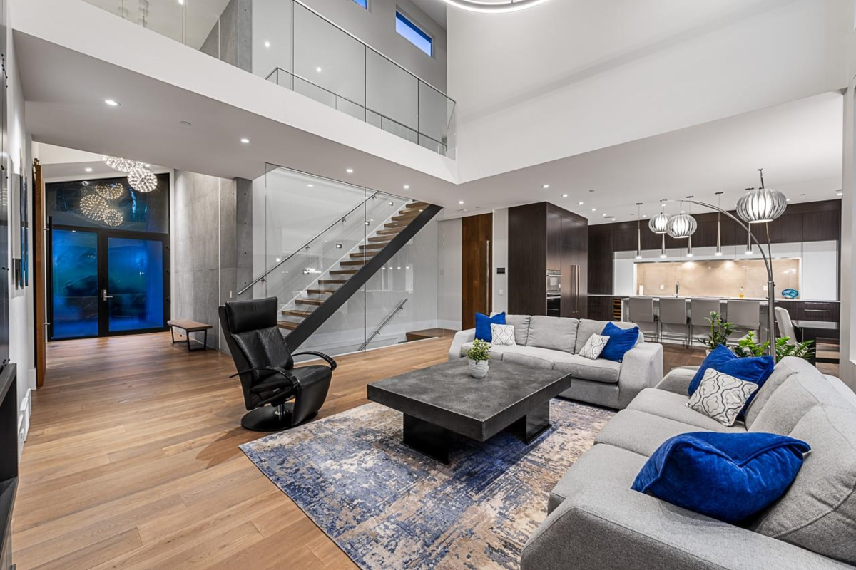 Family Room Photo of 1877 126 Street, Surrey, BC