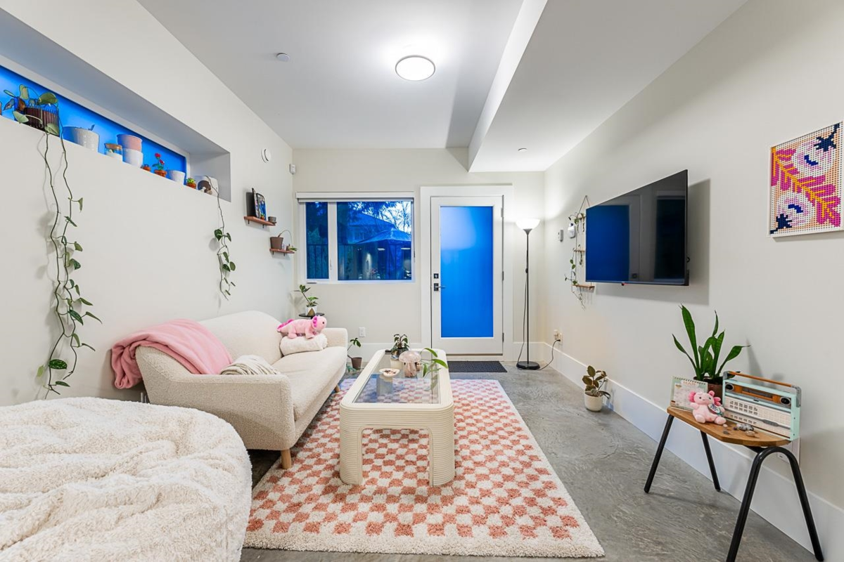 Fitness Center Photo Near 1877 126 Street, Surrey, BC