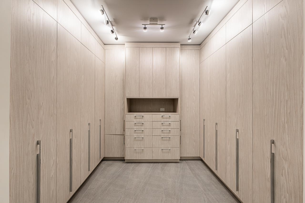 Staircase Photo of 1877 126 Street, Surrey, BC