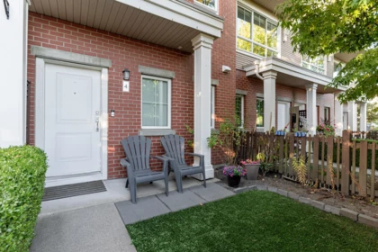 4 19505 68a Avenue, Surrey, BC, Surrey — Townhouse for sale
