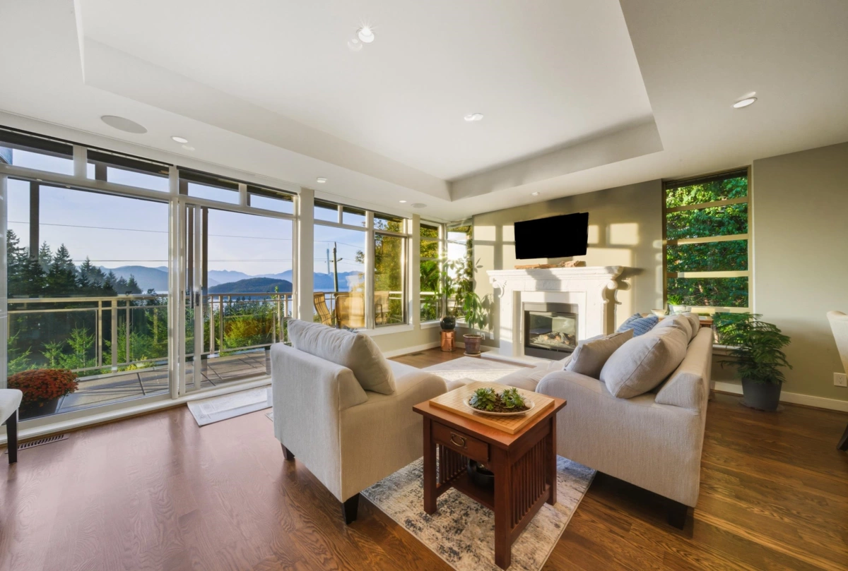 Bedroom 2 Photo of 8519 Seascape Drive, West Vancouver, BC