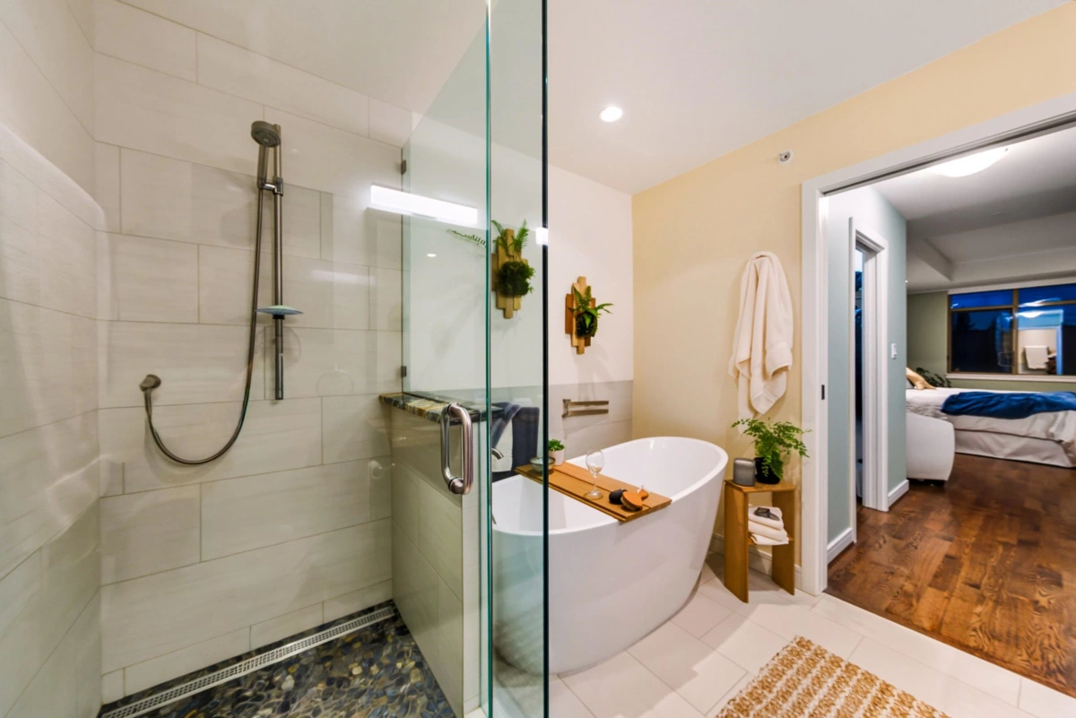 Mudroom Photo of 8519 Seascape Drive, West Vancouver, BC