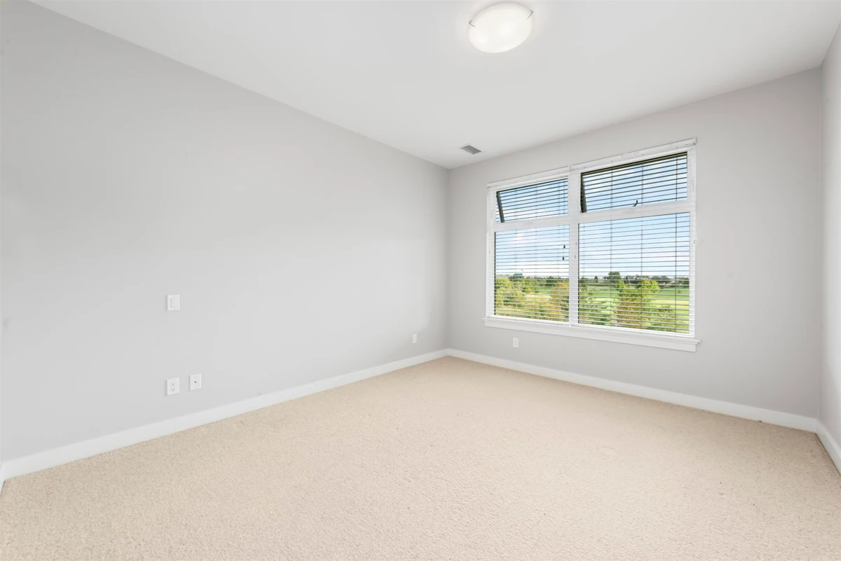 Bedroom 3 Photo of 307 5099 Springs Boulevard, Delta, BC