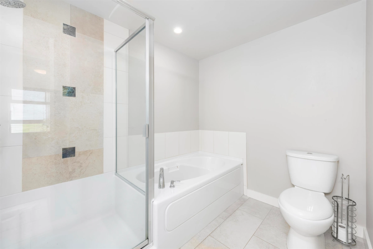 Powder Room Photo of 307 5099 Springs Boulevard, Delta, BC