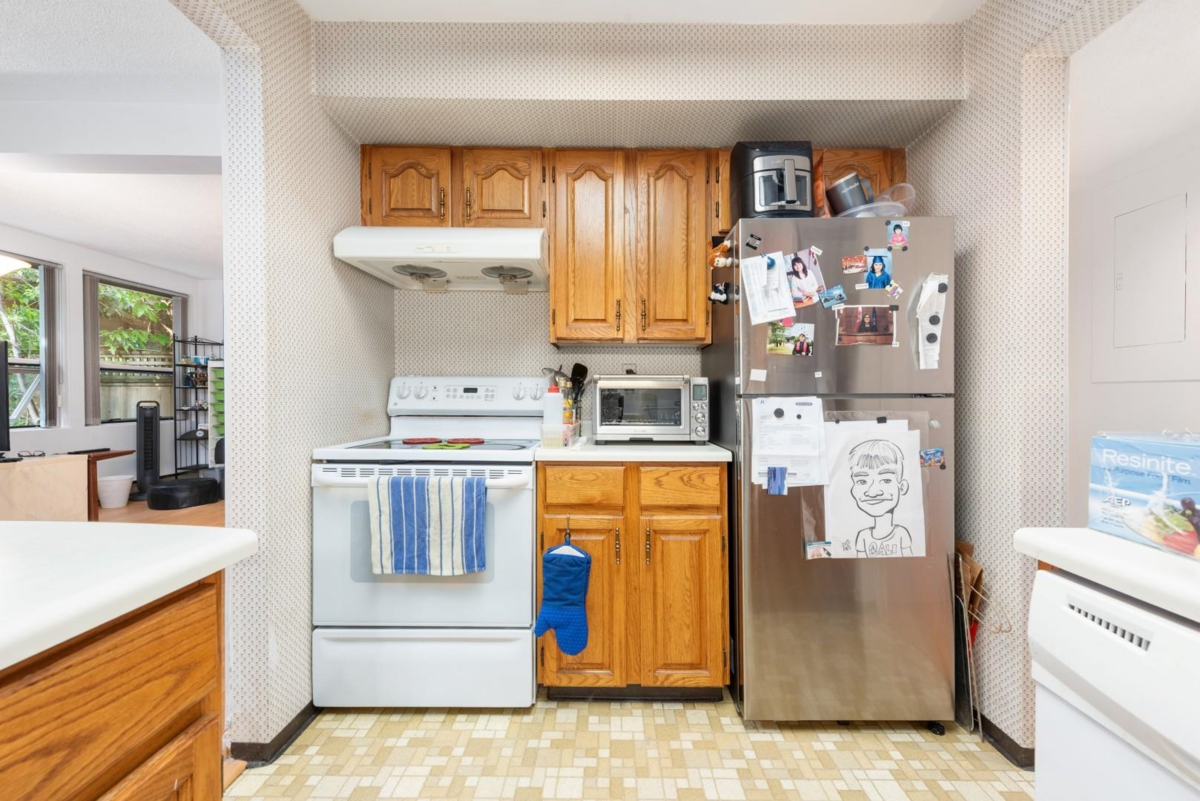 Breakfast Nook Photo of 3 6771 Cooney Road, Richmond, BC