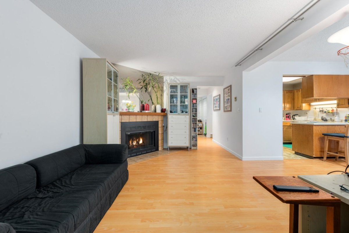 Garage Interior Photo of 3 6771 Cooney Road, Richmond, BC