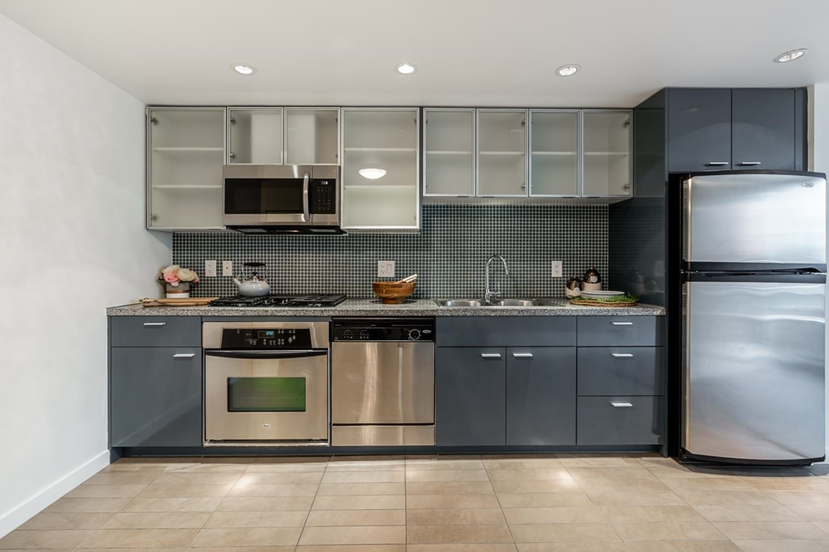 Dining Area Photo of 1207 33 Smithe Street, Vancouver, BC