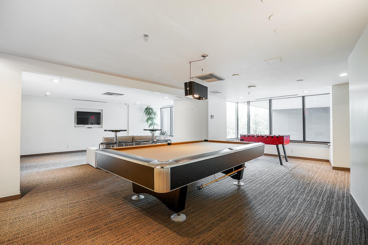 Hot Tub / Spa Photo of 1207 33 Smithe Street, Vancouver, BC